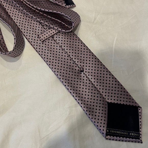 Ermenegildo Zegna Mauve and Navy Tie - Brand New - Picture 2 of 3